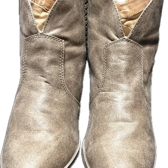 Cupid Women's Suede Ankle Boots - Taupe - 8.5 - Picture 8 of 8